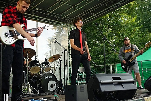 Цикл «Музыкальных четвергов» в Озеропарке откроет концерт рок-группы