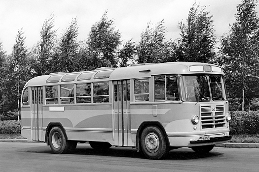 Находка дня: очень редкий советский автобус с оригинальными номерами