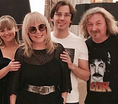 Не один миллион Пугачевой «ушел в песок»