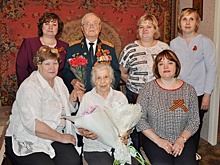 Ветеранам района Кузьминки вручили подарки к 9 мая