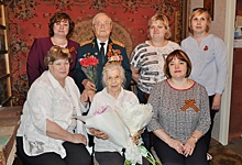 Ветеранам района Кузьминки вручили подарки к 9 мая