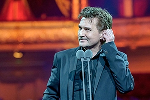 На прощание с Юрием Бутусовым пригласили всех желающих