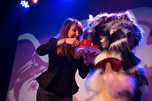 Музыкальный спектакль на английском языке «Рассеянная Мяули»