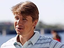 Алексей Ягудин продемонстрировал голый торс
