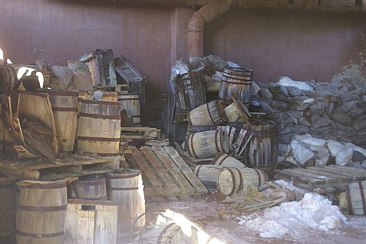 В Магаданской области свалка токсичных отходов оказалась бесхозной
