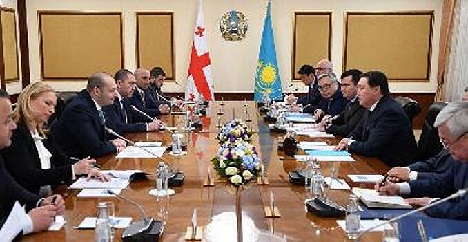 Премьеры Грузии и Казахстана обсудили вопросы торговли и транзита