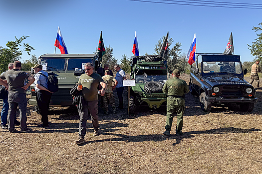 Народный фронт передал военным медикам эвакуационную технику