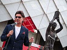 Федун поучаствовал в открытии памятнику Нетто, Сёмин возлагал цветы. Фото со стадиона