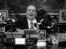 Умер «король порно» Ларри Флинт