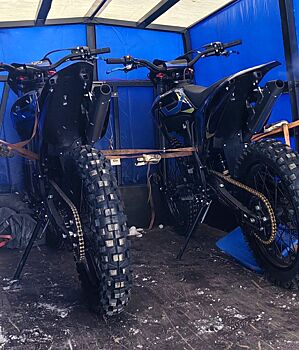 Артисты оперного театра Удмуртии направили на СВО кроссовые мотоциклы в помощь бойцам