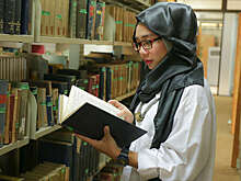 Парламент Австрии запретил школьницам младше 14 лет носить хиджабы