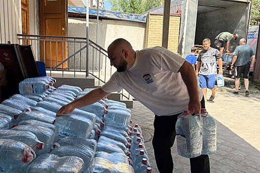 "Единая Россия" за три года решила свыше 215 тыс. вопросов жителей Донбасса