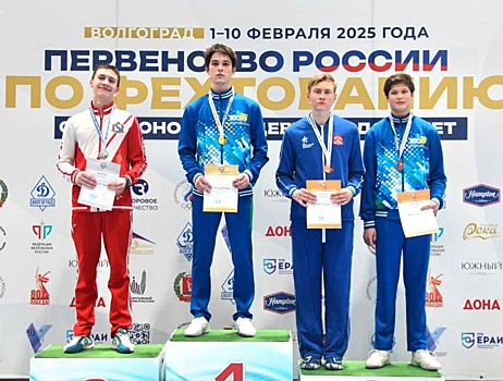 Курянин стал серебряным призёром первенства России по фехтованию