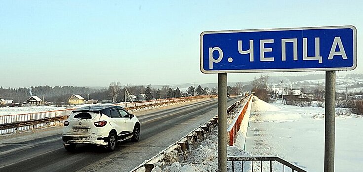 Аварийный мост через реку Чепца в Удмуртии восстановили