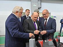 Михаил Мишустин оценил новые образцы ижевских станков