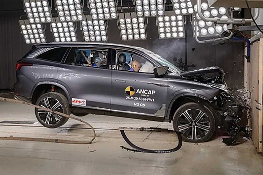Прототип "Москвича М90" прошел краш-тест