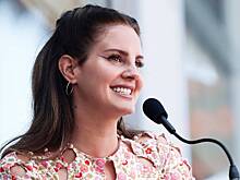 Лана Дель Рей раскрыла правду о пластических операциях