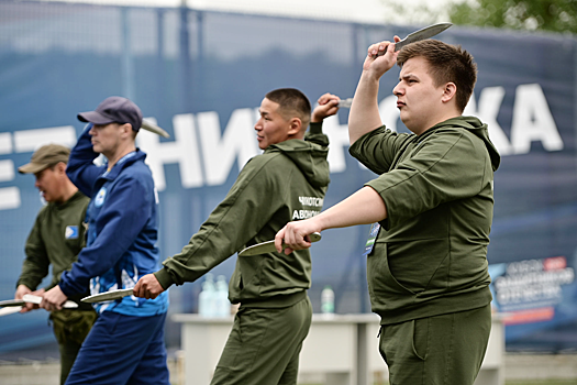 Межрегиональный турнир "Кубок Защитников Отечества" стартовал в Южно-Сахалинске