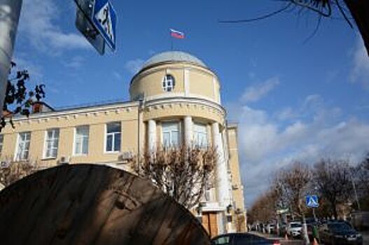 Олег Булеков поручил найти виновных в провале асфальта в Дашково-Песочне