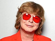 «Поешь для юных и сам молодеешь»: интервью с Андреем Григорьевым-Апполоновым