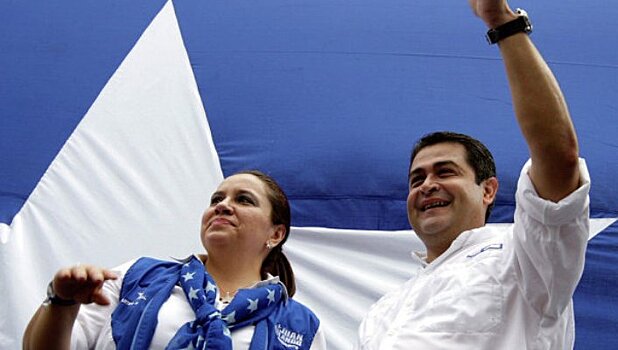 Жители Гондураса вышли на акцию против президента