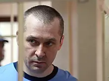 «Золотой полковник» Захарченко осваивает новую профессию в колонии