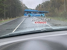 Автобус съехал с дороги в Кемеровском районе