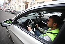 Московские водители стали меньше злоупотреблять бесплатными парковками