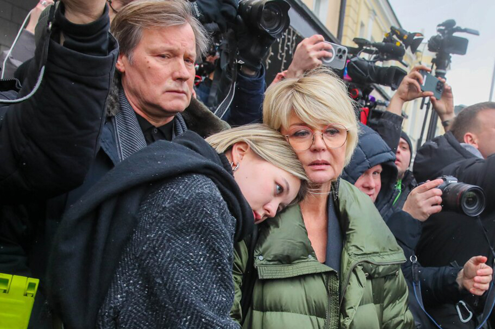 Такая семья, такие люди: вот почему Игорь Гордин оставил Меньшову в день смерти Алентовой