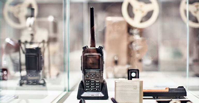 Радиостанции концерна «Созвездие» в Третьяковской галерее выставлены как образец дизайна