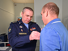 Замминистра обороны Минобороны России генерал-полковник Юрий Садовенко вручил награды участникам СВО в филиале ЦВКГ им. Вишневского