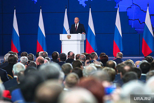 Скажет ли Путин о выплатах и пенсиях в послании Федеральному Собранию 2021