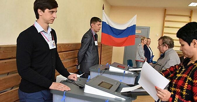 Свердловский избирком обучит более 5 тыс. наблюдателей ко дню голосования по Конституции