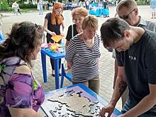 Жителей Армавира знакомят с географией России при помощи спилс-карт