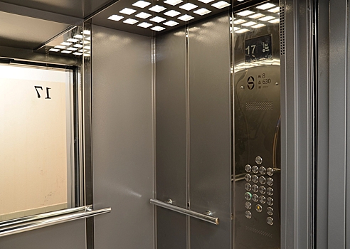 В жилых домах Москвы заменили 3800 лифтов в 2023 году