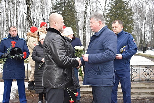 Погибшего на Донбассе солдата наградили орденом Мужества посмертно
