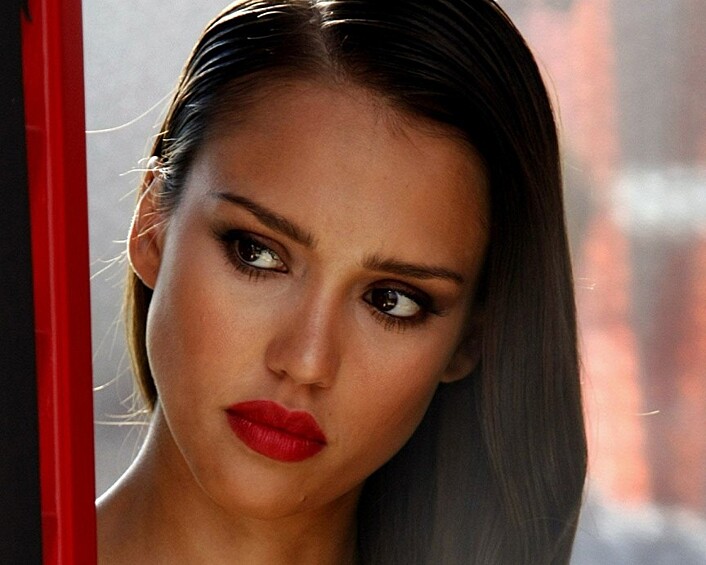 Джессика Альба