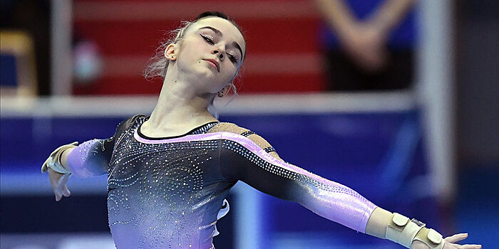 Листунова победила в упражнении на брусьях на ЧР по спортивной гимнастике