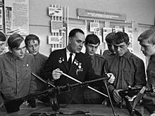 Почему даже макароны в СССР имели калибр автомата Калашникова