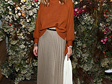 Палермо в ярком кардигане, Даур в бадлоне и не только: как звезды носят вещи из трикотажа — изучаем по Instagram