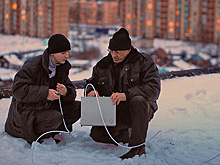 Широко шагая