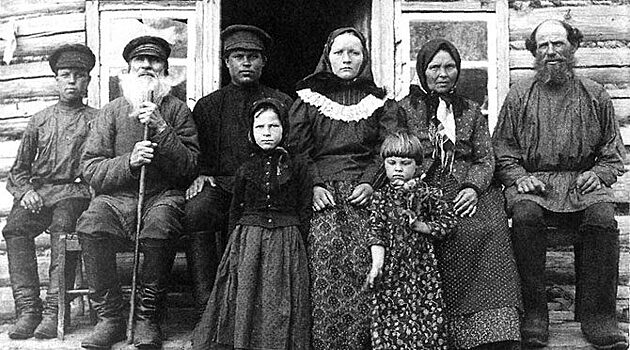 Сколько русских фамилии возникло в Средневековье