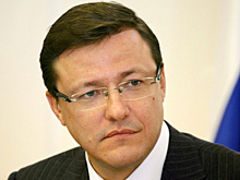 Дмитрий Азаров поздравил жителей губернии с Днём работника торговли