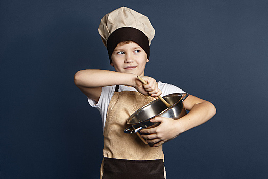 Дети с ОВЗ попробуют себя в качестве поваров и официантов на сменах в благовещенской школе №26