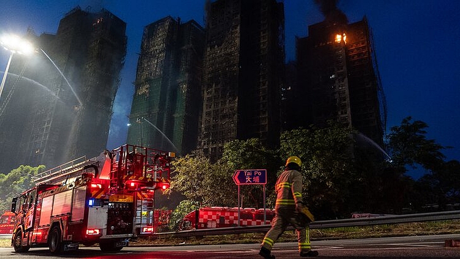 SCMP: число погибших при пожаре в жилом комплексе в Гонконге выросло до 83