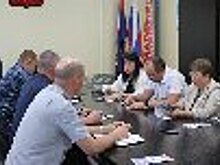 Министр агропромышленного комплекса и торговли региона Ирина Бажанова ознакомилась с продукцией ИК-14 УФСИН России по Архангельской области