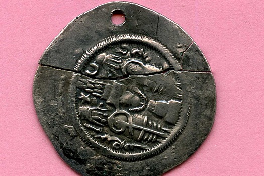 Возле древнего храма в горах Ингушетии обнаружили монету VI века