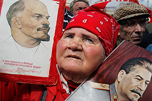 КПРФ использует в предвыборной агитации голограммы Ленина и Сталина
