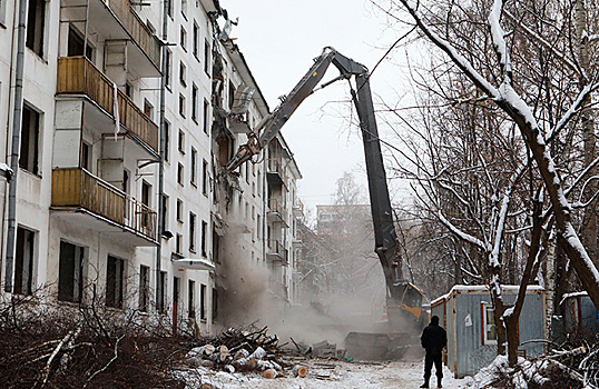 Тысячи москвичей переселят по программе реновации