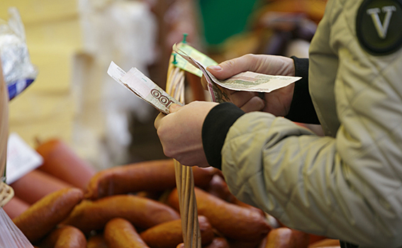 Сахар, курица, свинина – что сильнее всего подешевело в Новосибирске